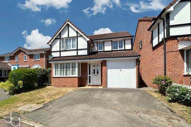 4 bed property, in Scythe Way, £425,000