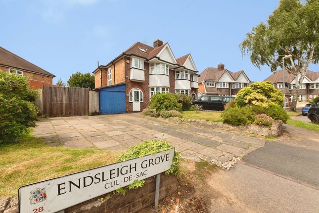 3 bed property, in Lulworth Road, £350,000