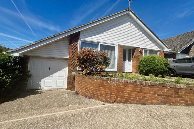 3 bed property, in Fairlie Gardens, £600,000