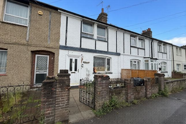 6 bed property, in 3 Tudor Road, £525,000