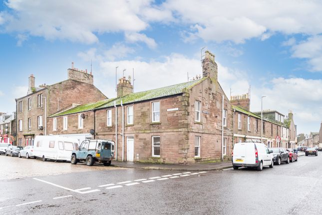 1 bed property, in Erskine Street, £40,000