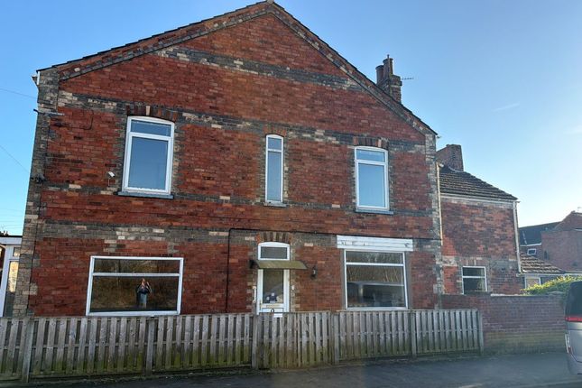 3 bed property, in 9 Love Lane, £75,000