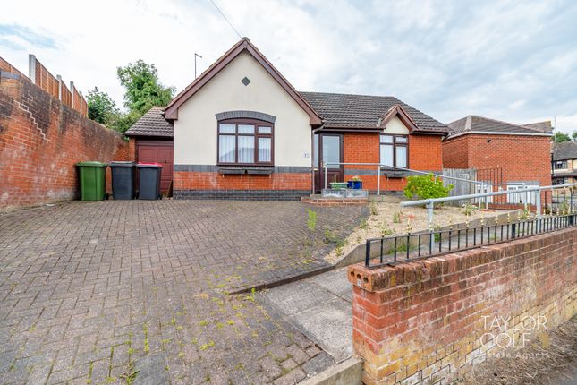 2 bed property, in Potters Lane, £269,500