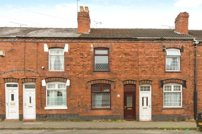 2 bed property, in Middlewich Street, £80,000