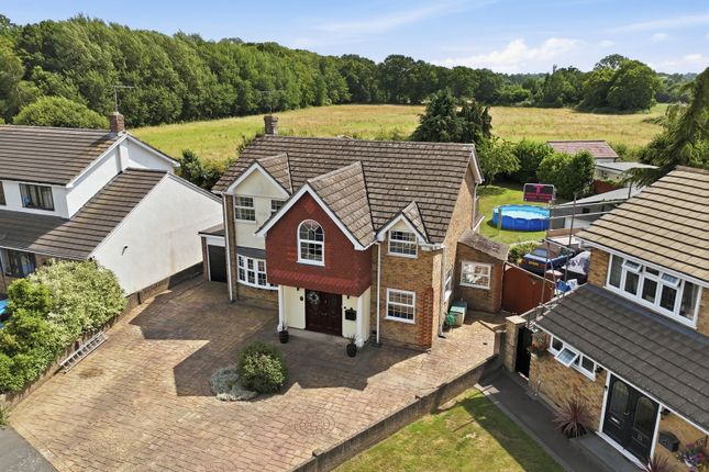5 bed property, in Fen Close, £1,200,000