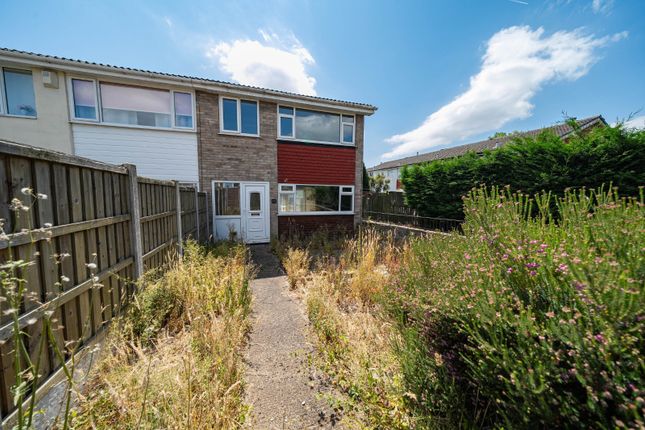 3 bed property, in Maltby Court, £199,999