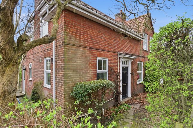 3 bed property, in Colman Road, £250,000