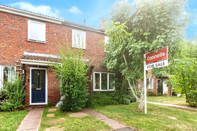 3 bed property, in Mccartney Walk, £280,000