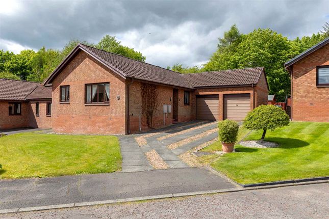 3 bed property, in Abbotsford Crescent, £270,000