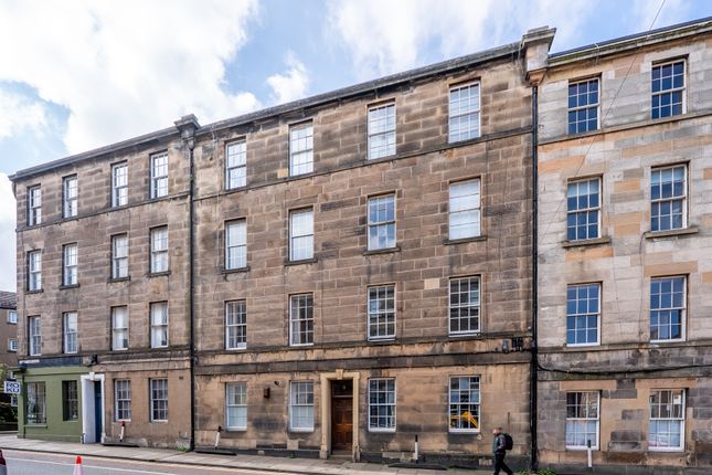 3 bed property, in Flat 2, £315,000