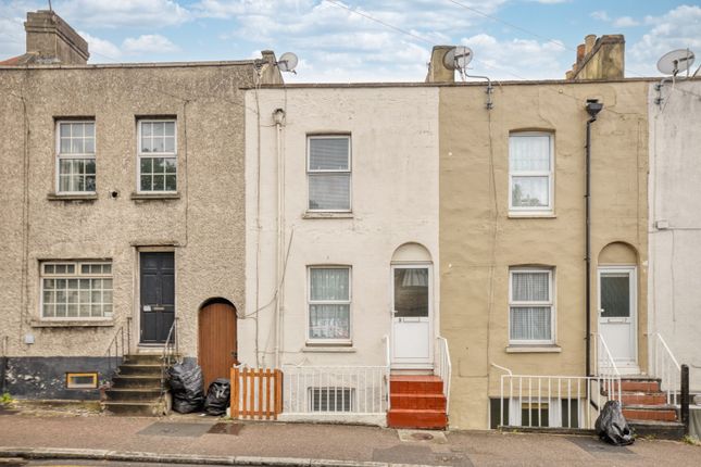 3 bed property, in Hereson Road, £180,000