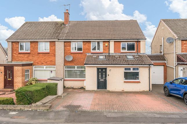 4 bed property, in Nether Currie Crescent, £420,000