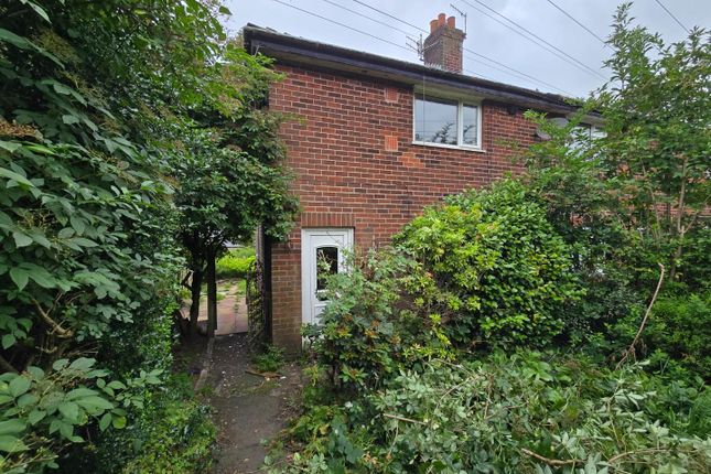 2 bed property, in 79 Poplar Grove, £75,000