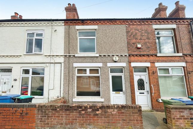 2 bed property, in Mount Street, £80,000