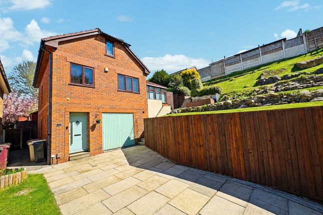 3 bed property, in Pailton Close, £390,000