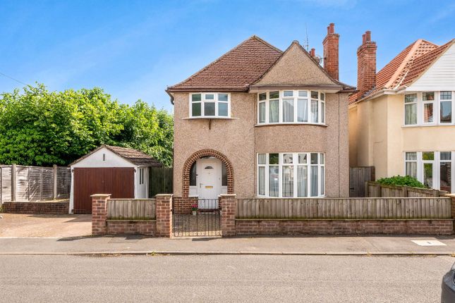 3 bed property, in Upper Church Road, £415,000