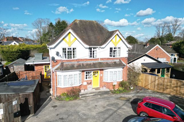 8 bed property, in Sulhamstead Road, £900,000