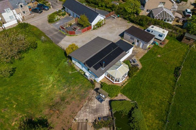 4 bed property, in Penrhos, £460,000