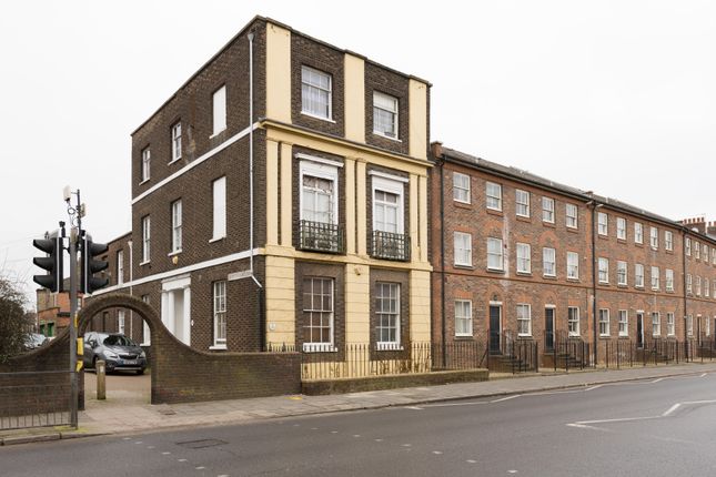 8 bed property, in London Road, £330,000