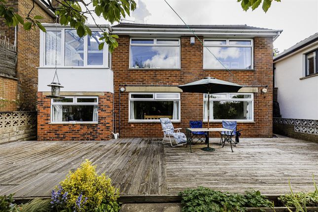 4 bed property, in Tanyard Road, £375,000