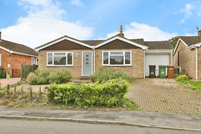 3 bed property, in Newfields, £270,000