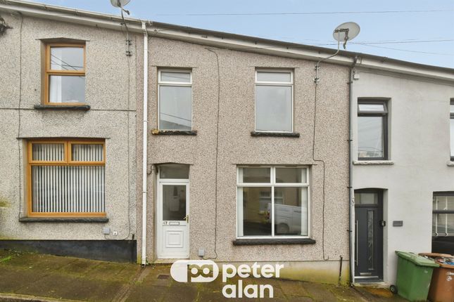 4 bed property, in Lady Tyler Terrace, £125,000