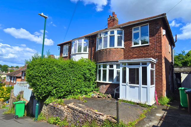 3 bed property, in 38 Fairbank Crescent, £70,000