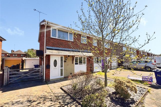 3 bed property, in Waverley Lane, £185,000