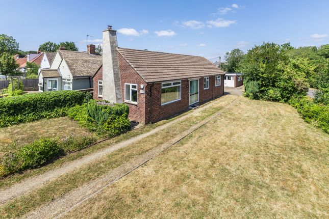 3 bed property, in Sugworth Lane, £475,000