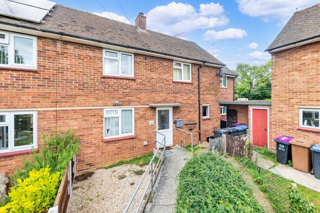 3 bed property, in Poplar Close, £450,000