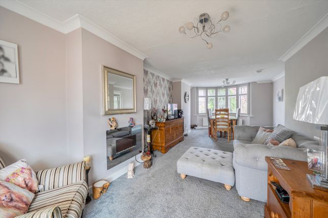 3 bed property, in Marlborough Road, £350,000