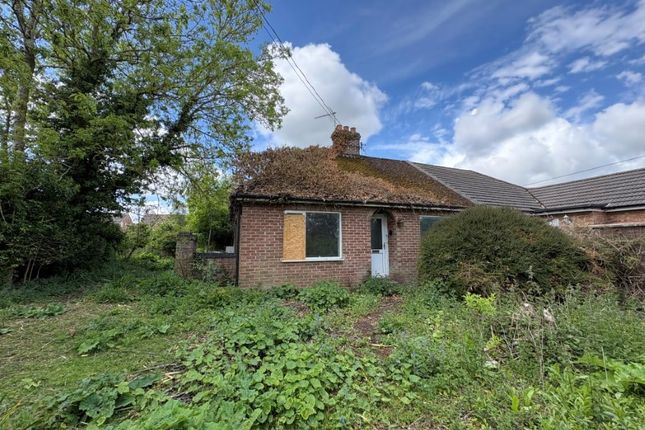 Studio, in Rose End, £90,000