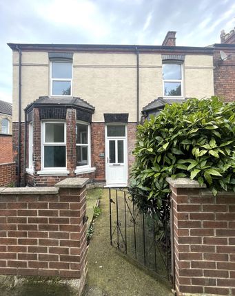 3 bed property, in South View, £95,000