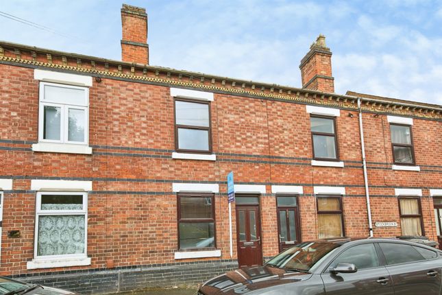 2 bed property, in Stockbrook Street, £140,000