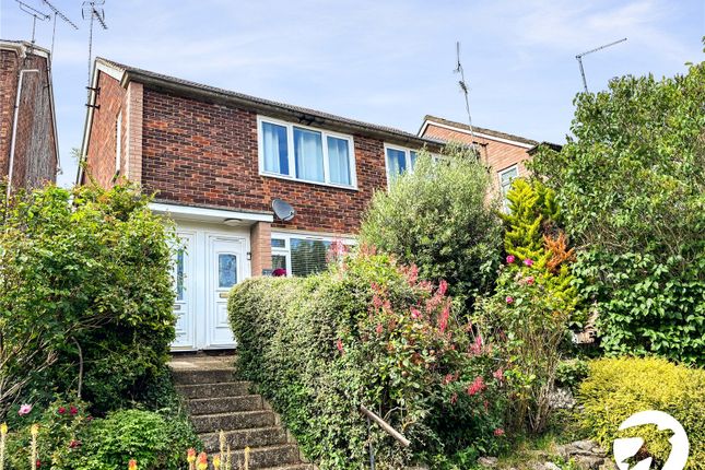 2 bed property, in Roseholme, £160,000