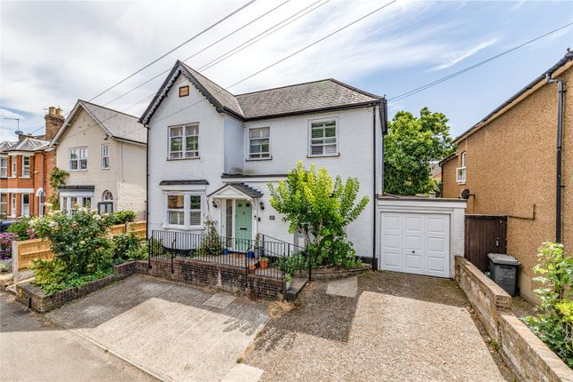4 bed property, in Green Lane, £750,000