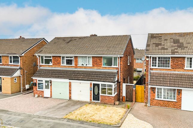 3 bed property, in Basin Lane, £250,000