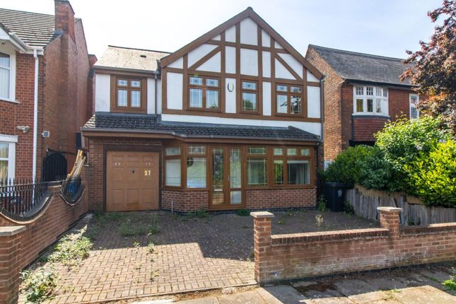 4 bed property, in Meredith Road, £395,000