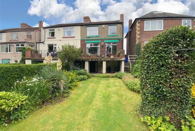 3 bed property, in Richmond Road, £220,000