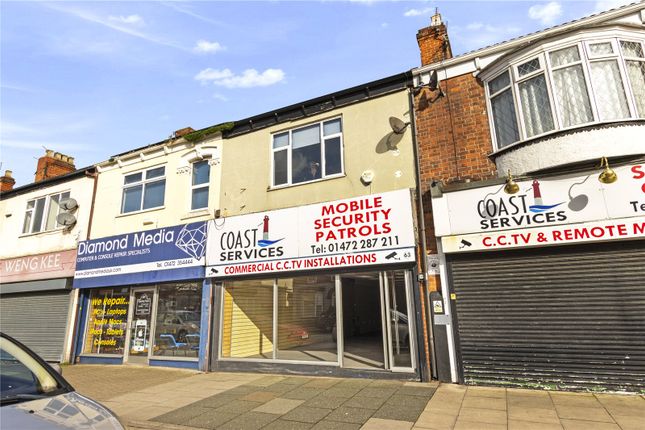 2 bed property, in Grimsby Road, £120,000