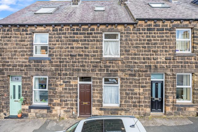 3 bed property, in Dean Street, £180,000
