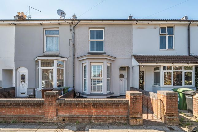 3 bed property, in Chichester Road, £300,000