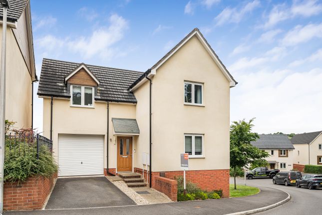 4 bed property, in Coburg Crescent, £450,000