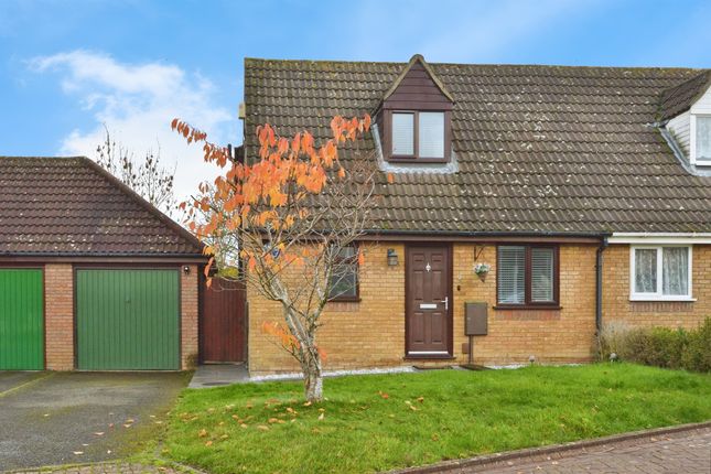 3 bed property, in Nelson Close, £330,000