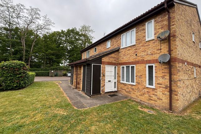 1 bed property, in Boxford Ridge, £120,000