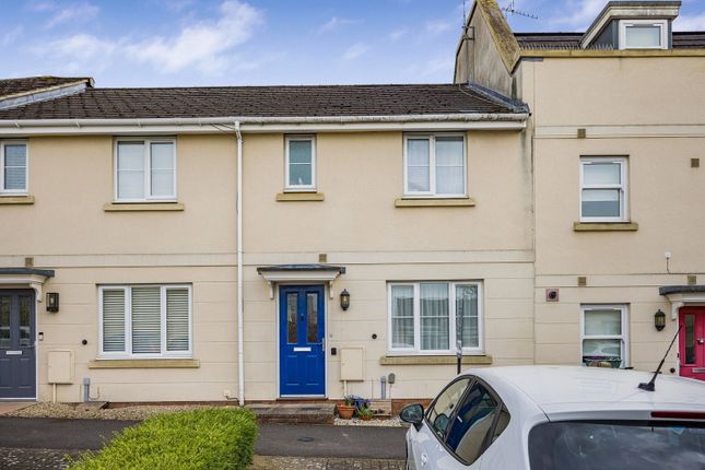 3 bed property, in Clearwell Gardens, £300,000