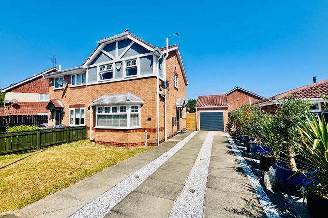 3 bed property, in Chaucer Close, £230,000