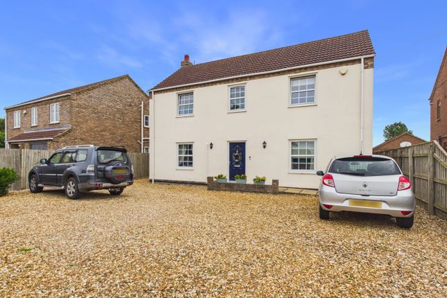 5 bed property, in Dovecote Road, £525,000
