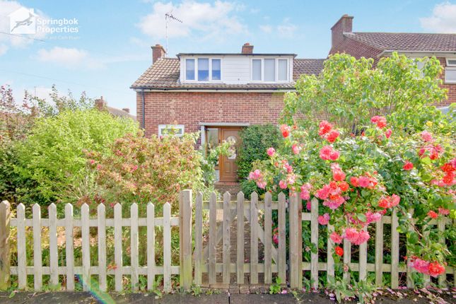 3 bed property, in The Chase, £390,000