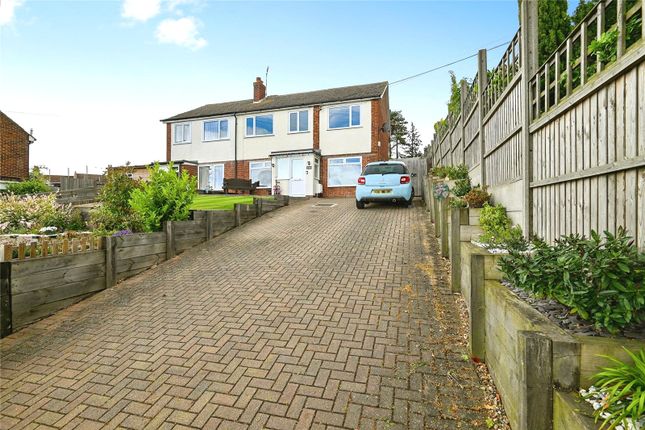 4 bed property, in The Broadway, £375,000